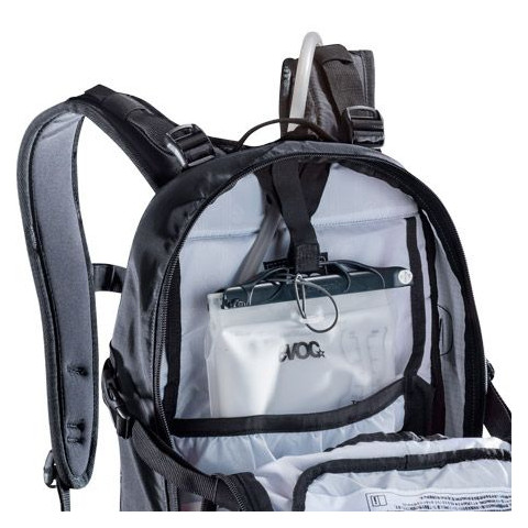 Sac à dos EVOC Protector Fr Enduro 16L protection dorsale intégrée