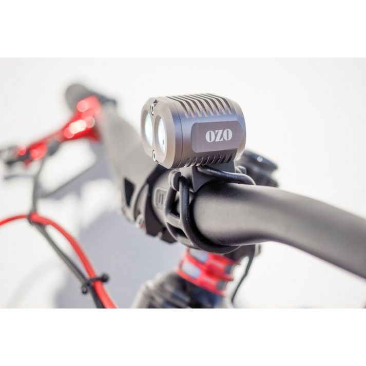 Eclairage OZO avant 2000 Lumens avec batterie Li-ion 8.4V 5.2Ah.