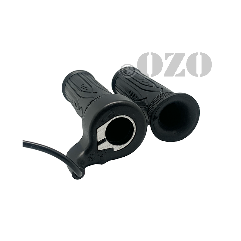 Electric motorcycle throttle handle