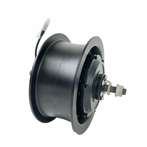 Rim flange for engine