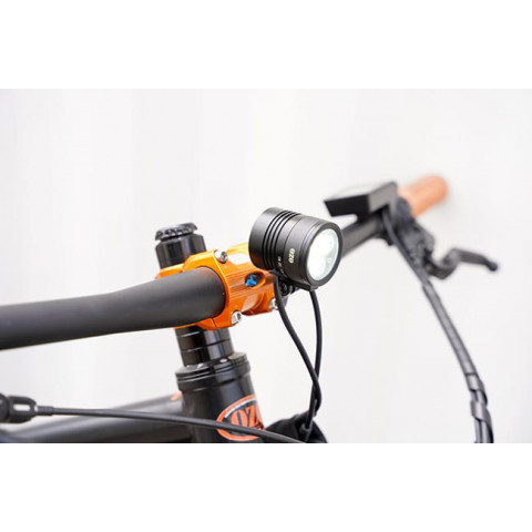 Lampe OZO 1000 lumens pour vélo electrique