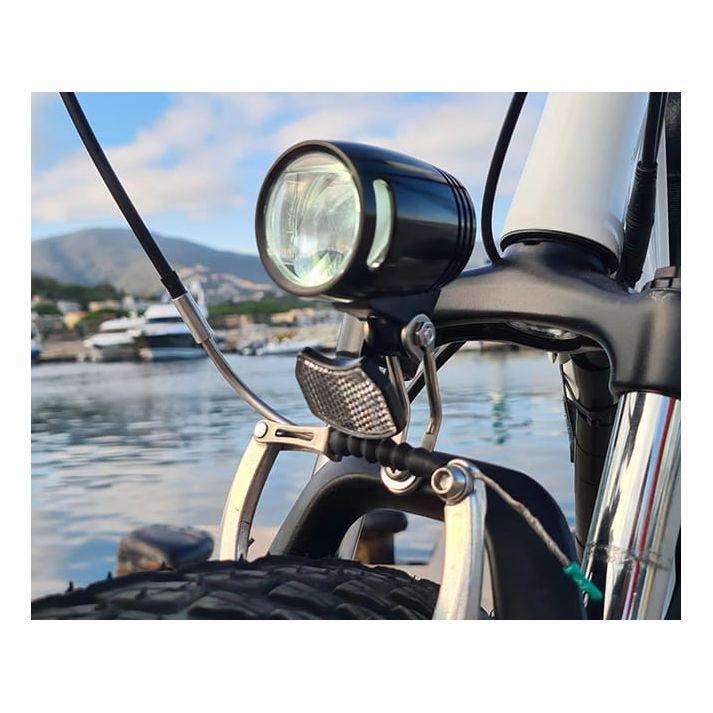Front light for electric bike