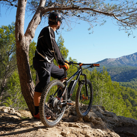 Kit Enduro 500W moteur roue arrière et batterie 36V pour vélo électrique